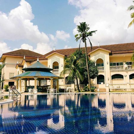 Club Morocco Resort And Country Club Субик Экстерьер фото