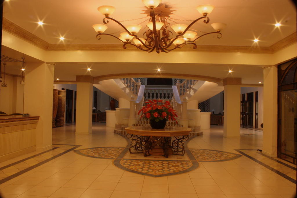 Club Morocco Resort And Country Club Субик Экстерьер фото